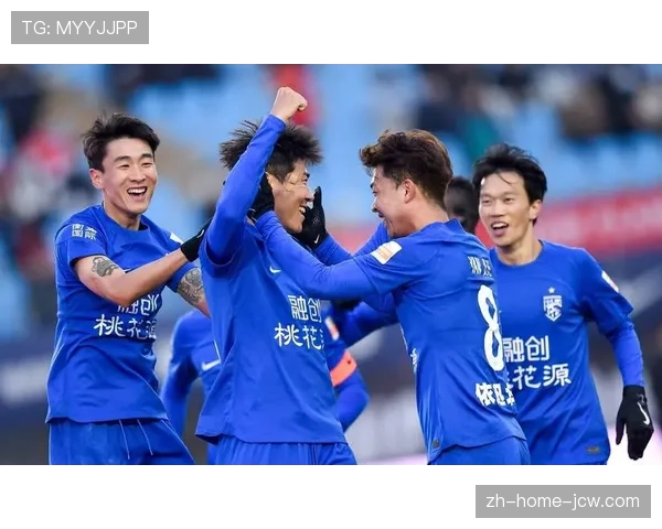 大连英博客场全胜纪录助力球队信心十足 迎战武汉三镇势在必得