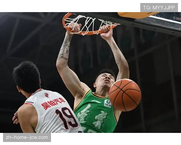 辽宁男篮乌戈洛佩斯临场指挥 防守调整能力获肯定